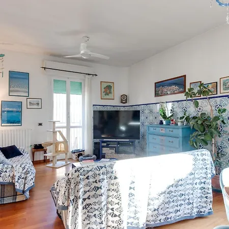 בית הארחה - Camera Matrimoniale White-angolo Balcone